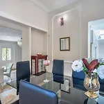 Elegant Classic Close To Nikki מארבלה