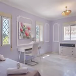 וילה Elegant Classic Close To Nikki