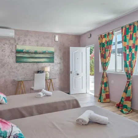 Domus Vesta Close To Nikki * Marbella