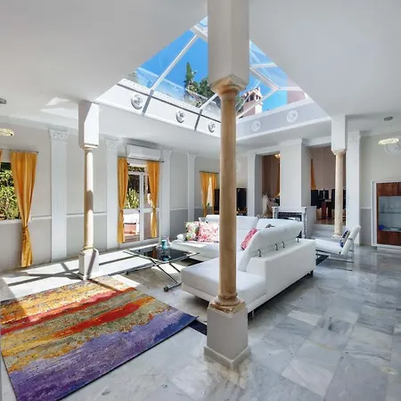 Villa Domus Vesta Close To Nikki