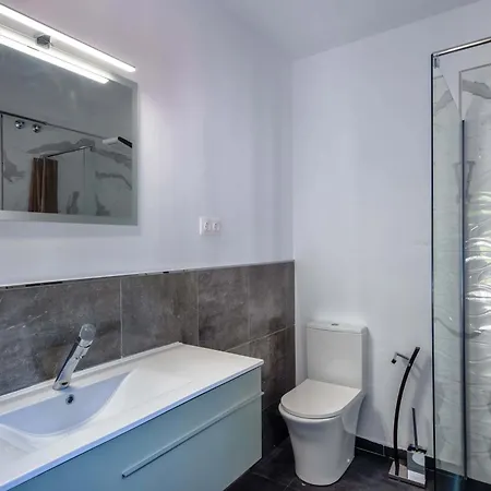 Domus Vesta Close To Nikki Marbella
