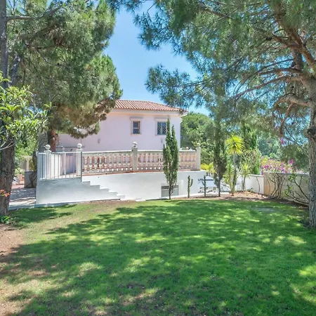 Villa Elegant Classic Close To Nikki *