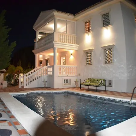 Elegant Classic Close To Nikki Villa *